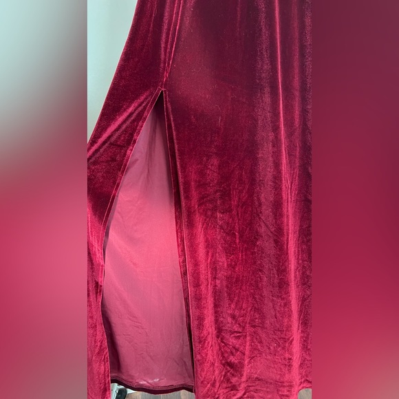 (Red Merlot)Tatiana Velvet One Shoulder Maxi Dress - Picture 10 of 15